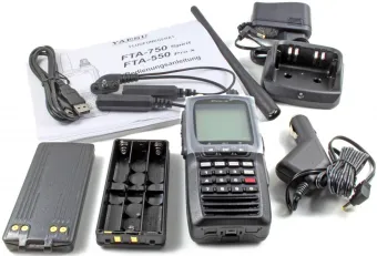 Авиационная рация Yaesu FTA-550L