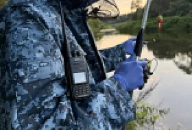 Лучшие рации для СВО 2026: как выбрать надежную связь в боевых условиях ultratel.ru, 