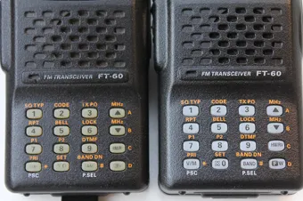 Портативная рация Yaesu FT-60R
