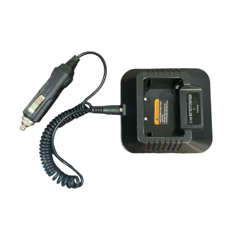 Автомобильное зарядное устройство для раций Kenwood / Baofeng