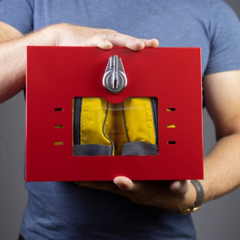 Контейнер Шанс-2 (на 2 изделия) с пломбой и наклейками